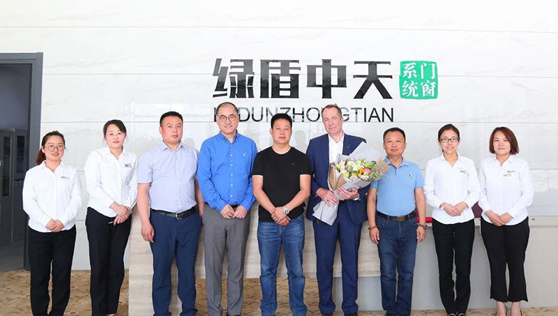 The solidifying of the partnership between SIEGENIA and LEDOW